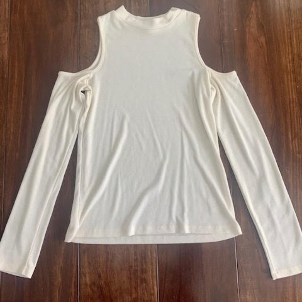 Revolve Cold Shoulder Top - Picture 5 of 5
